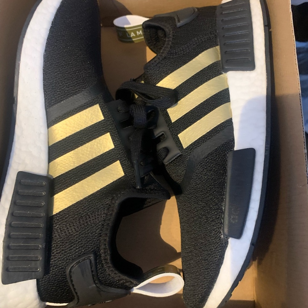 Adidas NMD R1 Metallic form-strip technology boost